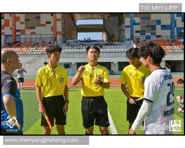 足球明星挑战踢可乐视频精彩瞬间回顾与幕后花絮分享